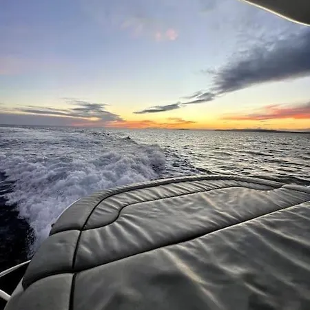 Experience Luxueuse Sur Un Yacht * מוגויו